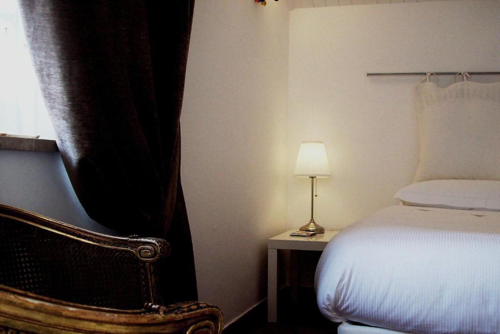 Bed And Breakfast Aloisio San Gregorio di Catania Szoba fotó